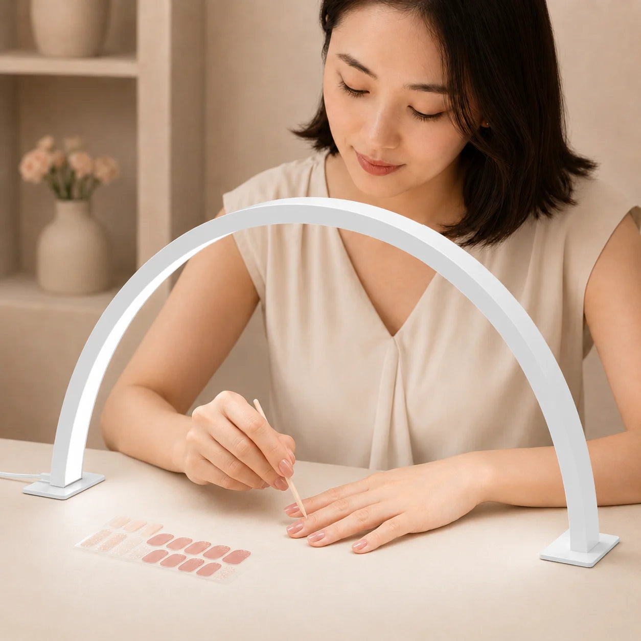 LUAMP™半月型ネイルライト